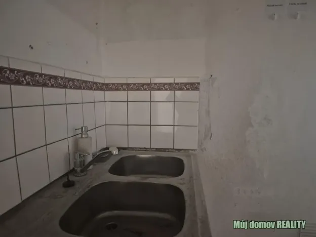 Pronájem výrobních prostor, Praha - Běchovice, Podnikatelská, 550 m2