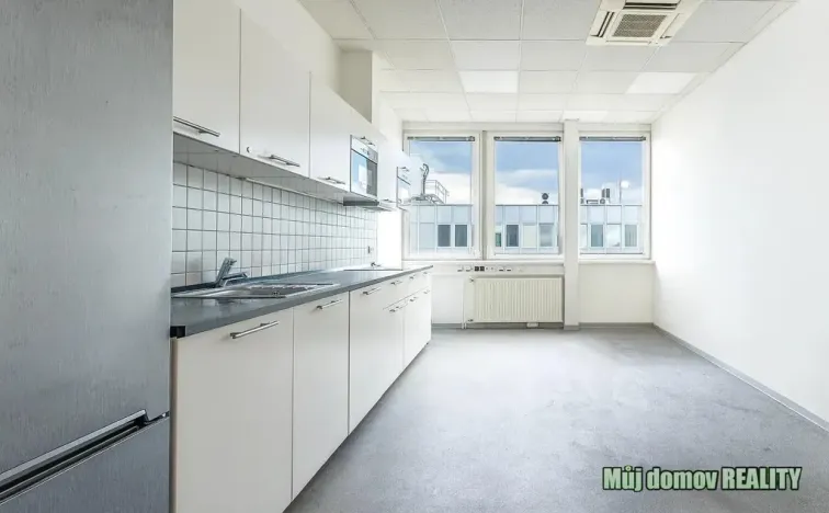 Pronájem obchodního prostoru, Praha - Strašnice, V olšinách, 95 m2
