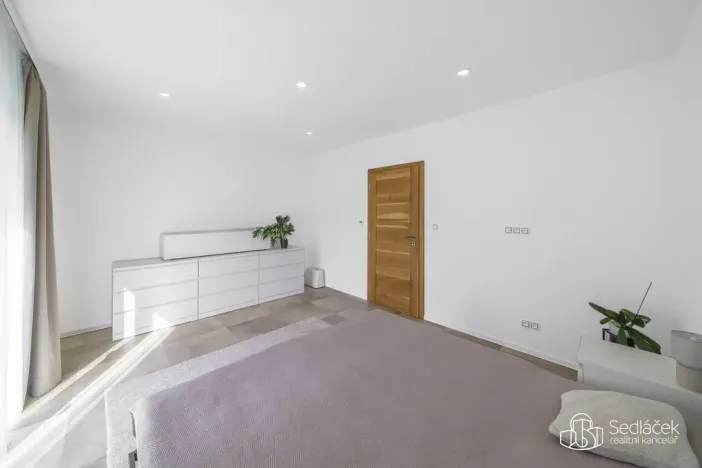 Prodej rodinného domu, Šabina, 182 m2