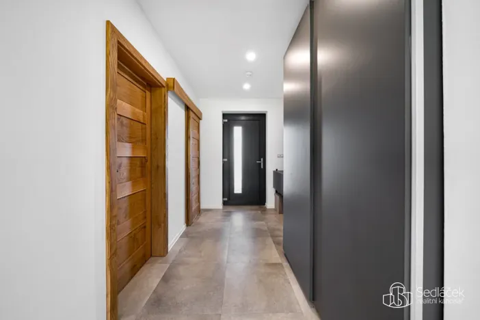 Prodej rodinného domu, Šabina, 182 m2