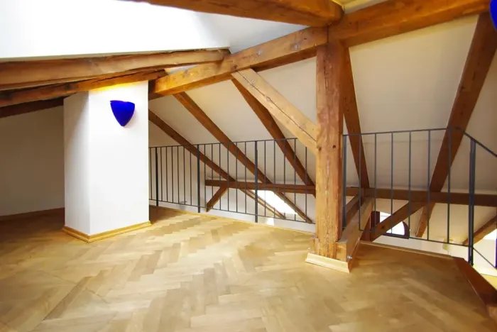 Pronájem atypického bytu, Praha - Karlín, Za Poříčskou bránou, 61 m2