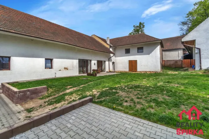 Prodej rodinného domu, Kamenná Horka, 405 m2
