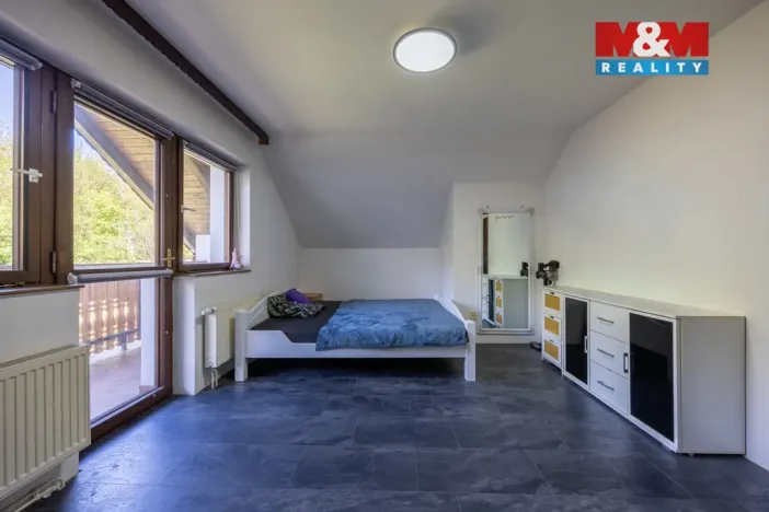 Prodej rodinného domu, Korozluky, 200 m2