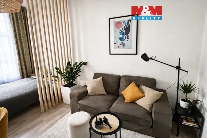 Pronájem bytu 1+1, Praha - Smíchov, Na Celné, 35 m2