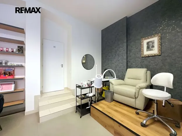 Prodej obchodního prostoru, Praha - Nusle, Jaromírova, 34 m2