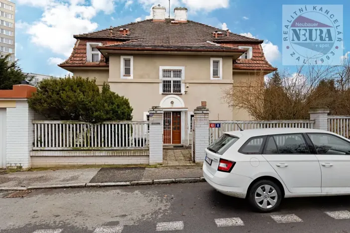 Prodej vily, Praha - Motol, U hrušky, 295 m2