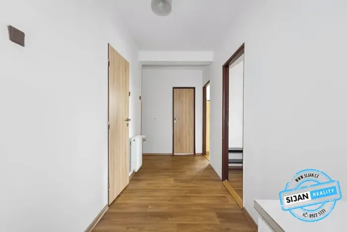 Prodej bytu 3+1, Březová, 77 m2
