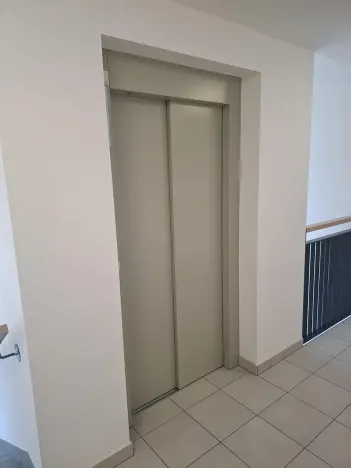 Pronájem bytu 2+kk, Plzeň, Vochovská, 43 m2