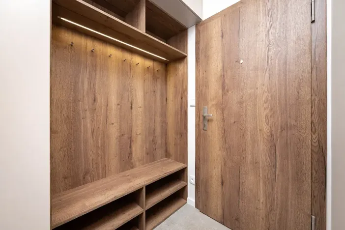 Pronájem bytu 1+kk, Praha - Kobylisy, Klecanská, 25 m2