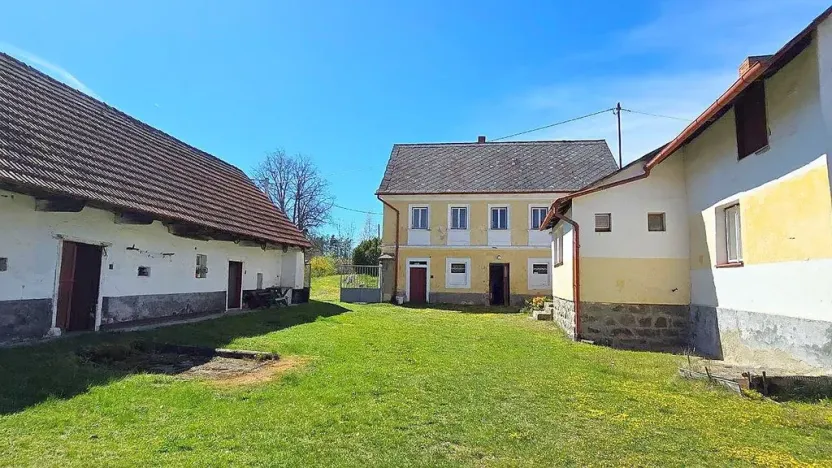Prodej rodinného domu, Petrovice, 200 m2
