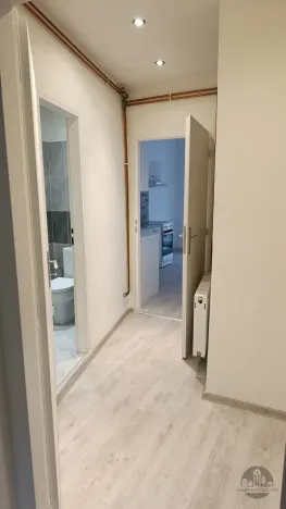 Pronájem bytu 2+kk, Praha - Modřany, U Modřanské školy, 51 m2