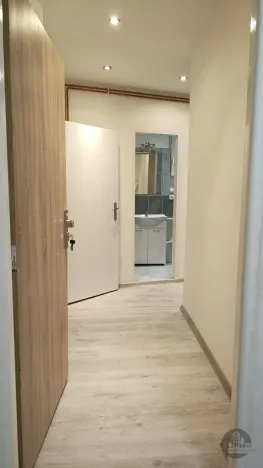 Pronájem bytu 2+kk, Praha - Modřany, U Modřanské školy, 51 m2