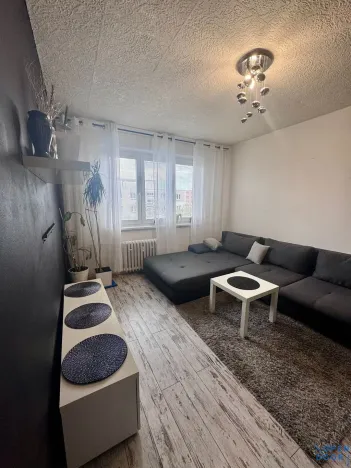 Pronájem bytu 2+1, Kadaň, Chomutovská, 53 m2