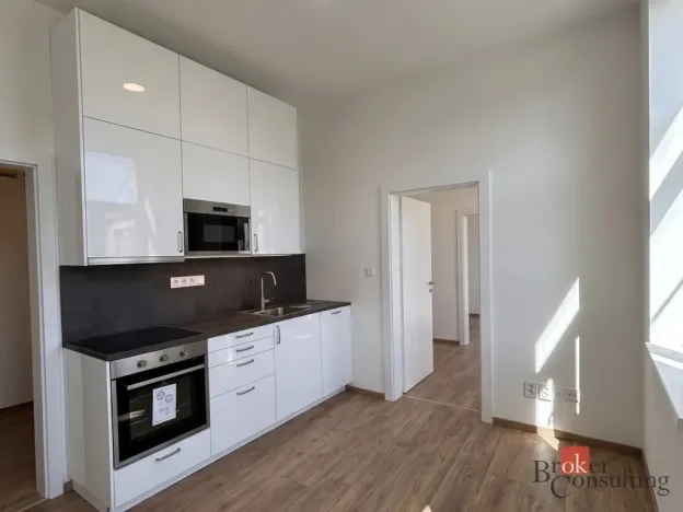 Pronájem bytu 2+1, Krnov, 50 m2