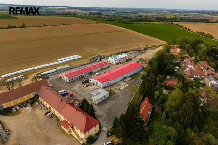 Prodej skladu, Buřenice, 2100 m2