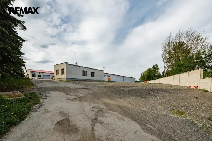 Prodej skladu, Buřenice, 2100 m2