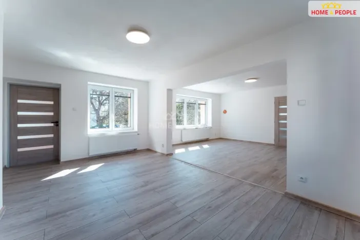 Prodej rodinného domu, Zakřany, 234 m2