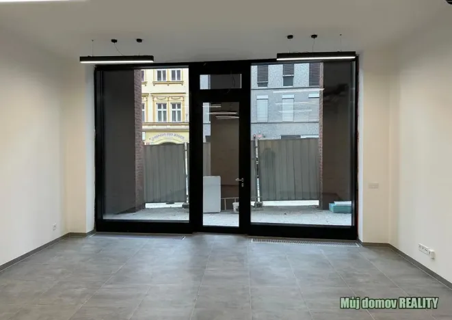 Pronájem obchodního prostoru, Praha - Žižkov, Hartigova, 53 m2