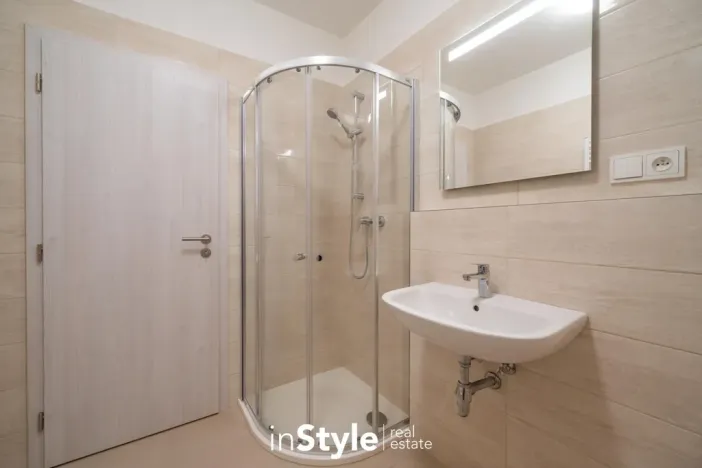 Pronájem bytu 1+kk, Uherské Hradiště, Zahrádky, 37 m2