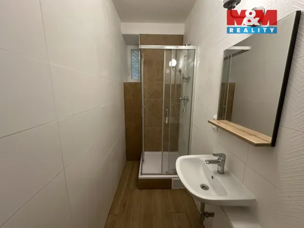Pronájem bytu 2+kk, Ústí nad Labem - Ústí nad Labem-centrum, Bělehradská, 34 m2