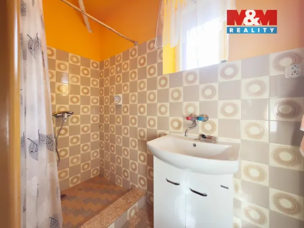 Prodej zemědělské usedlosti, Hrabyně, 214 m2