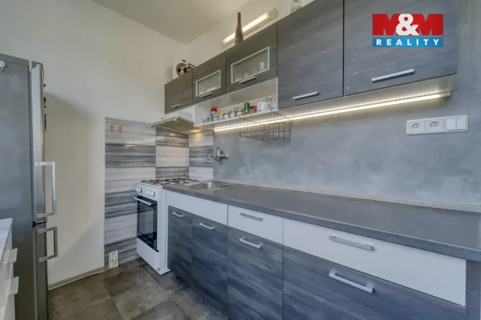 Prodej bytu 2+1, Kryry, Za Stodolami, 52 m2
