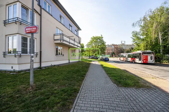 Prodej bytu 2+kk, Praha - Zbraslav, Jaromíra Vejvody, 55 m2