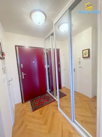 Pronájem bytu 3+kk, Praha - Smíchov, Zborovská, 94 m2