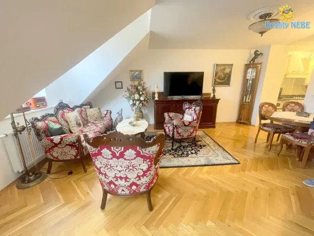 Pronájem bytu 3+kk, Praha - Smíchov, Zborovská, 94 m2