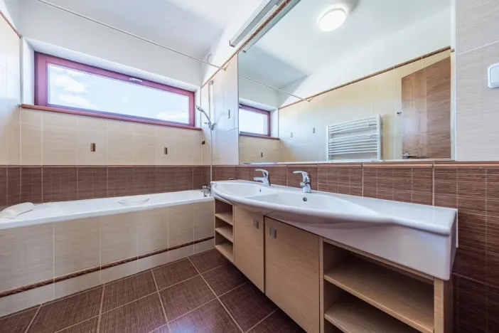 Prodej bytu 3+kk, Praha - Štěrboholy, Ústřední, 76 m2