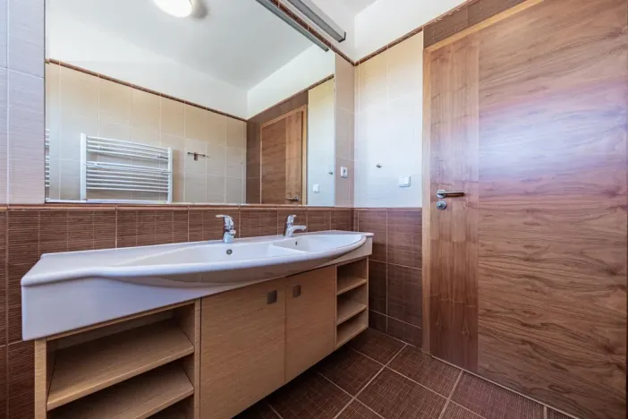 Prodej bytu 3+kk, Praha - Štěrboholy, Ústřední, 76 m2