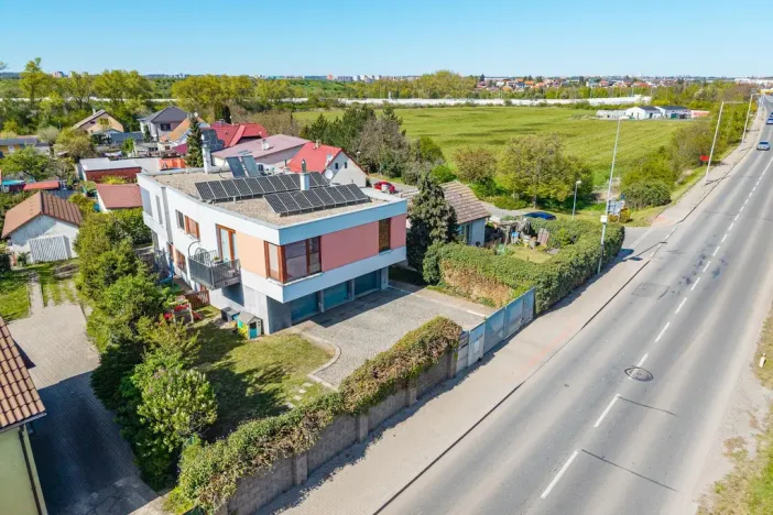 Prodej bytu 3+kk, Praha - Štěrboholy, Ústřední, 76 m2
