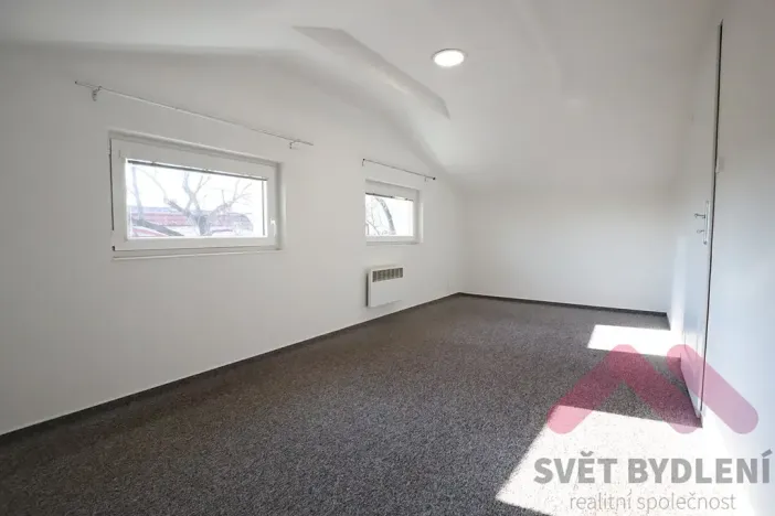 Pronájem bytu 2+1, Praha - Slivenec, Pod rybníkem, 48 m2