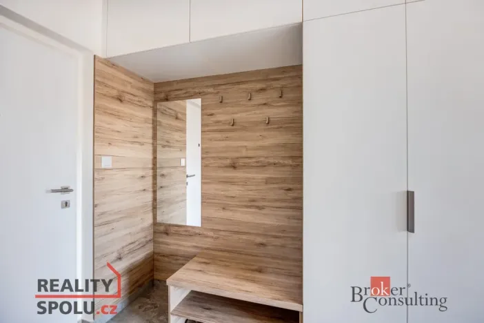 Pronájem bytu 1+kk, Plzeň - Východní Předměstí, Kartónová, 38 m2
