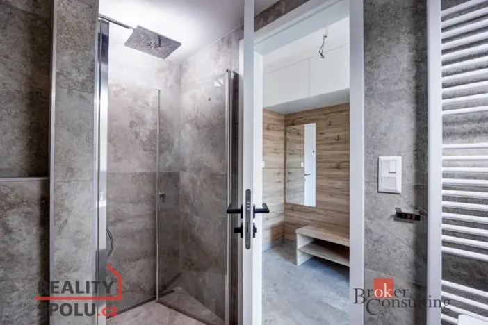 Pronájem bytu 1+kk, Plzeň - Východní Předměstí, Kartónová, 38 m2