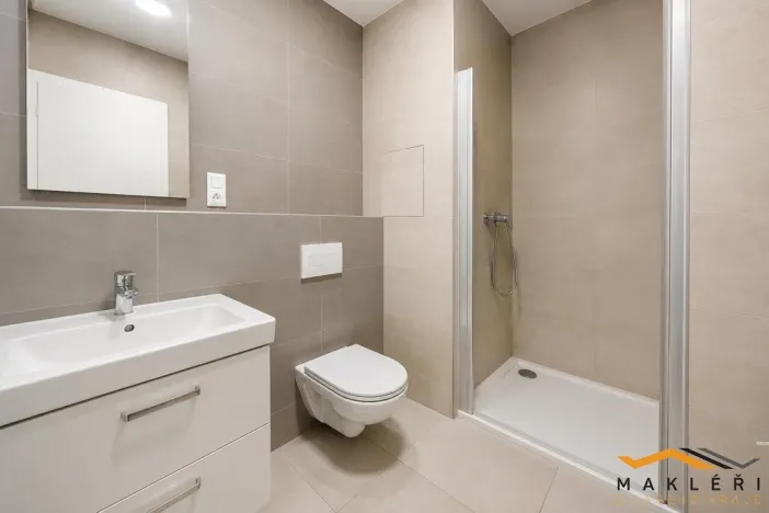 Pronájem bytu 2+kk, Pardubice - Pardubičky, Východní, 54 m2