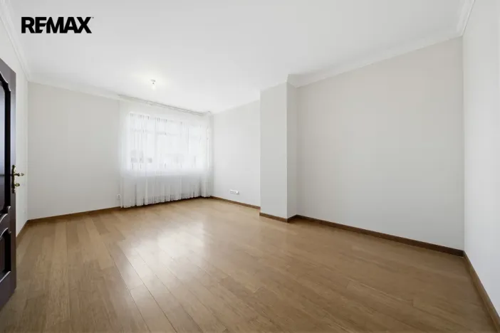 Prodej rodinného domu, Jesenice - Zdiměřice, Sýkorová, 363 m2