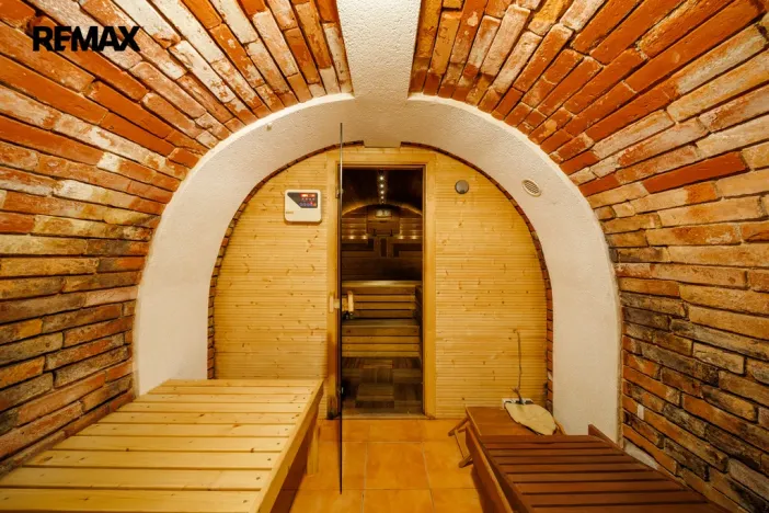 Prodej rodinného domu, Odrava, 410 m2