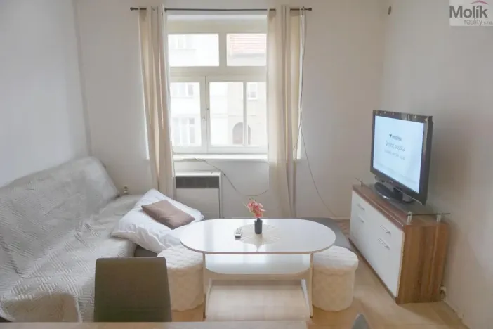 Prodej bytu 2+kk, Louny, Poděbradova, 51 m2