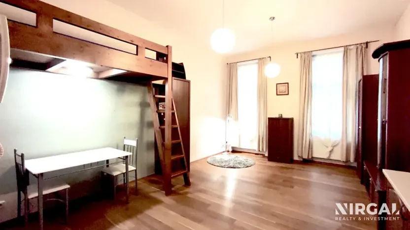 Pronájem bytu 1+kk, Praha - Nové Město, Tyršova, 30 m2