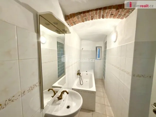 Pronájem bytu 3+kk, Ústí nad Labem - Ústí nad Labem-centrum, Elišky Krásnohorské, 60 m2