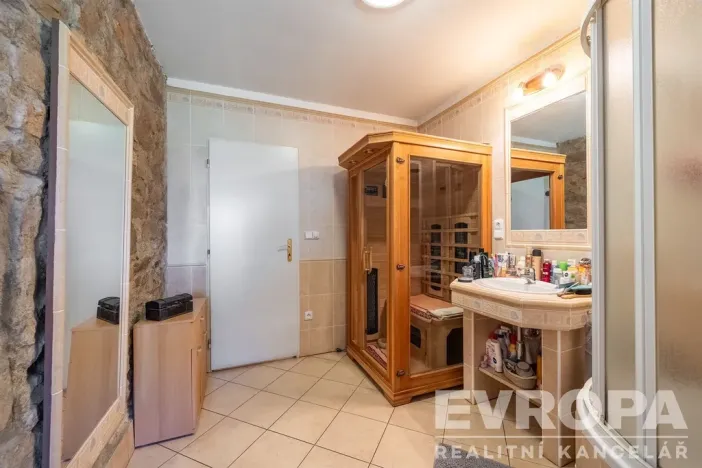 Prodej zemědělské usedlosti, Bystřice - Hůrka, 578 m2