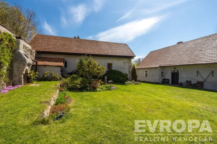 Prodej zemědělské usedlosti, Bystřice - Hůrka, 578 m2