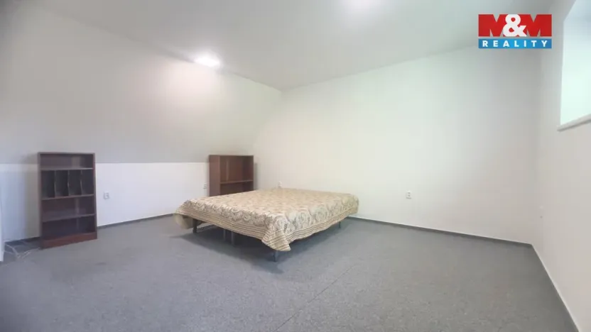 Pronájem bytu 2+kk, Otrokovice - Kvítkovice, tř. Osvobození, 63 m2