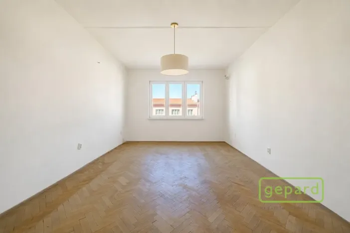 Prodej bytu 2+1, Ostrov, S. K. Neumanna, 70 m2