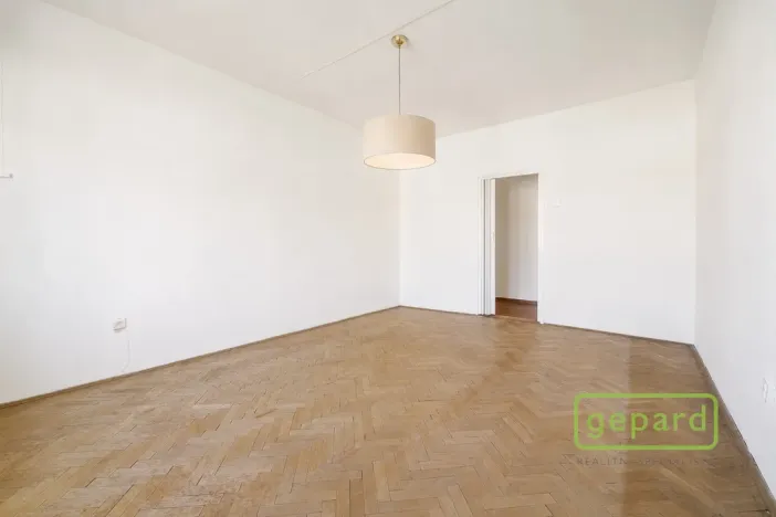 Prodej bytu 2+1, Ostrov, S. K. Neumanna, 70 m2