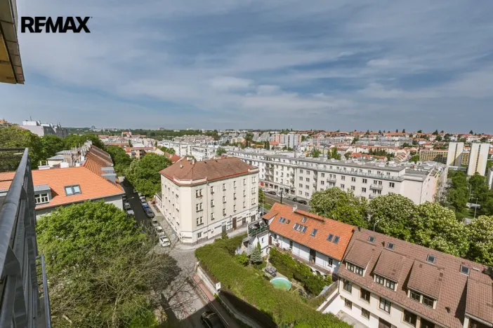 Pronájem bytu 1+kk, Praha - Břevnov, Zúžená, 37 m2