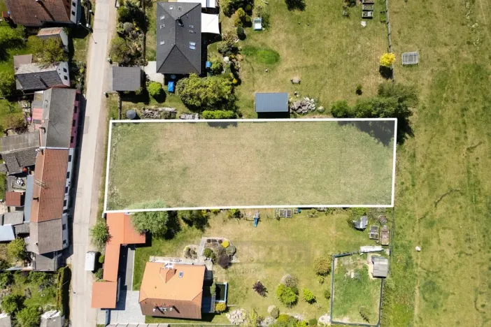 Prodej pozemku pro bydlení, Lipí, 1750 m2