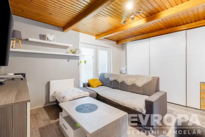 Pronájem chaty, Říčany, Na Vysoké, 73 m2