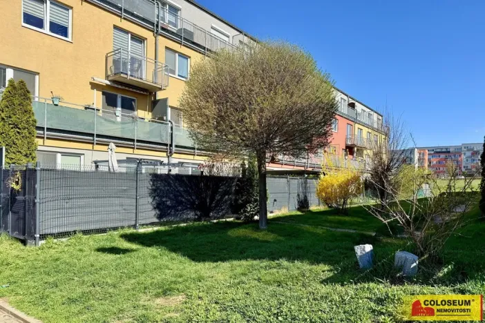 Pronájem bytu 2+kk, Brno - Slatina, 53 m2